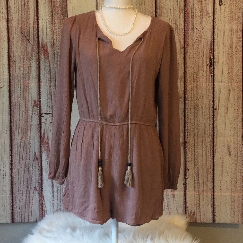 Long Sleeve Mauve Romper - Picture 2 of 6